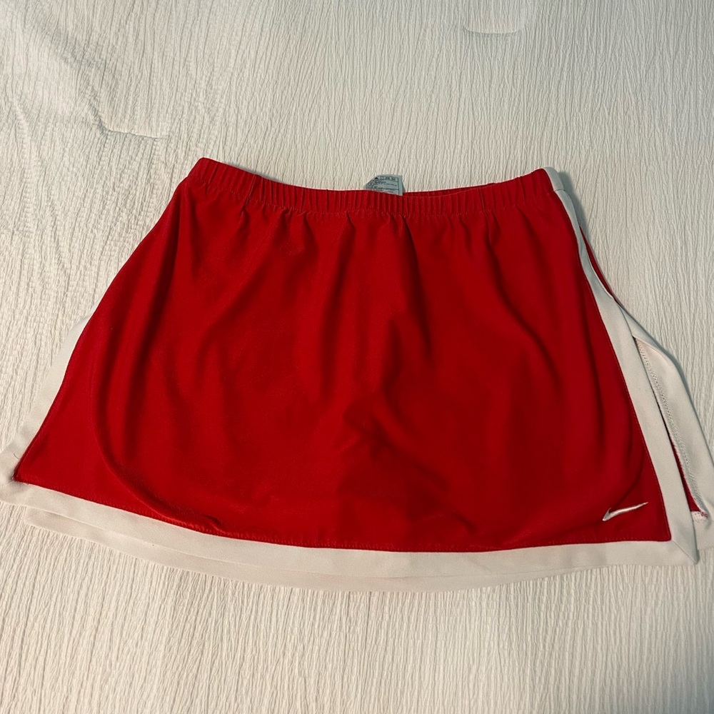 Nike red athletic skirt size XS lined with shorts